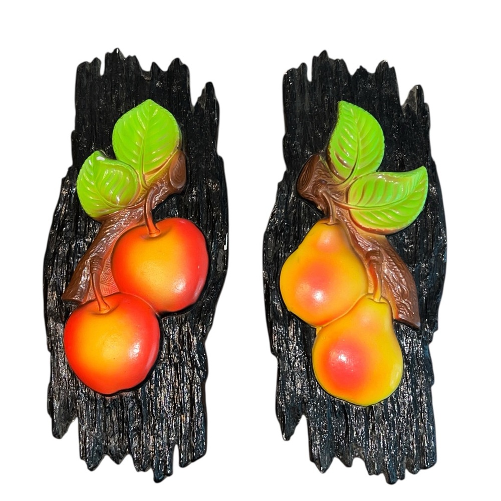 SOLDVintage 1977 Miller Chalkware Apple Pear Harvest Fruit Grannycore Wall Decor